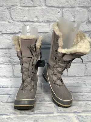 Boots Hiking By Sorel In Grey, Size: 8.5