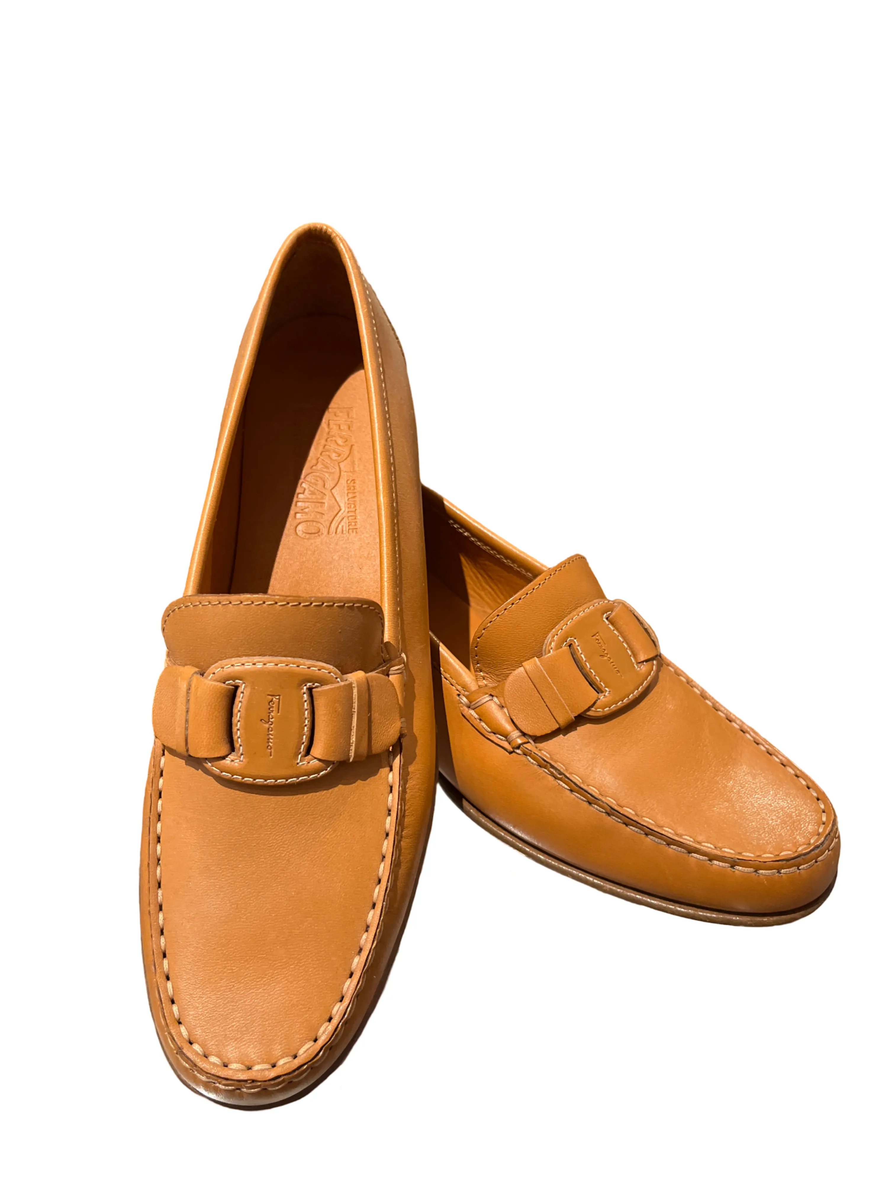 Ferragamo Vivaldo Leather Loafers /8