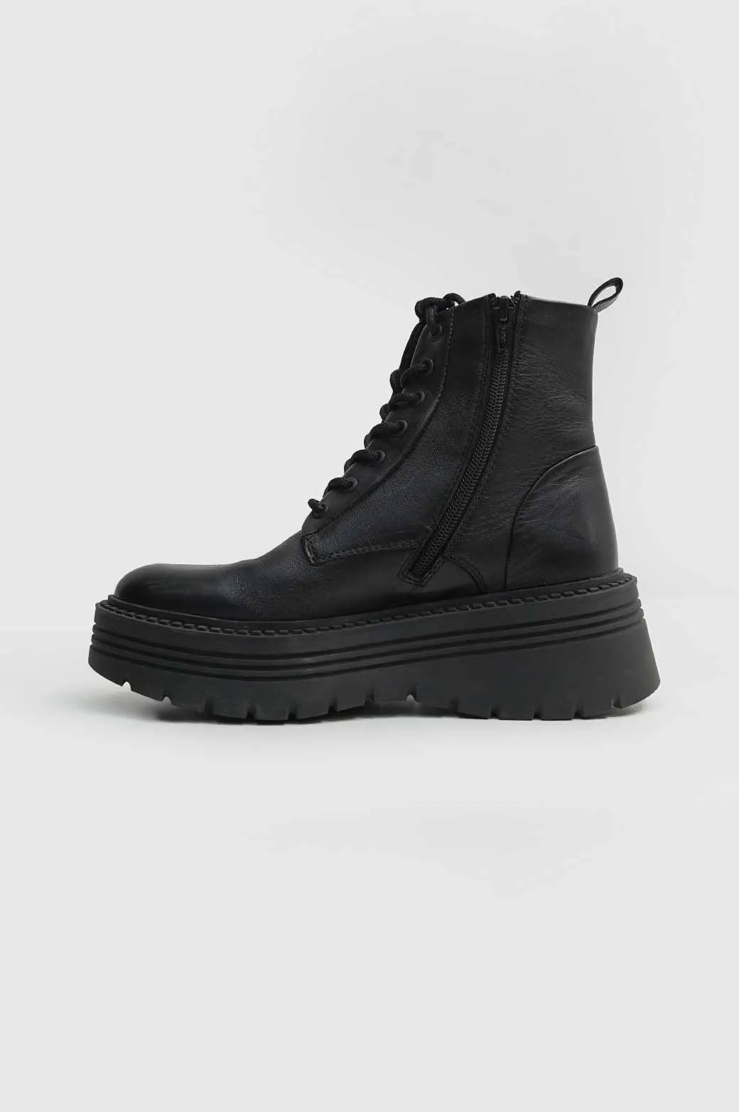 LEATHER COMBAT BOOTS