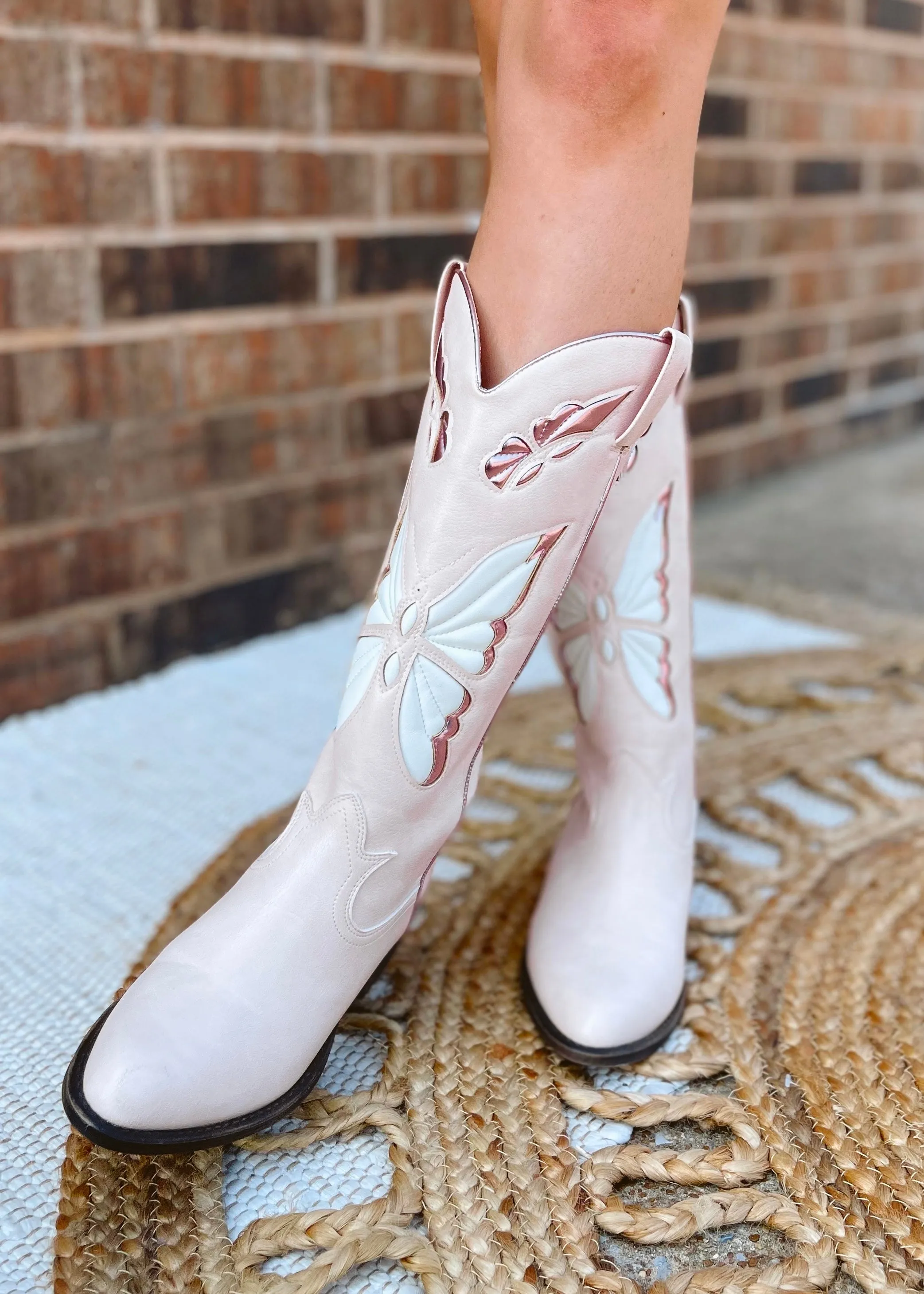 MATSSIE Mariposa Boot | pink